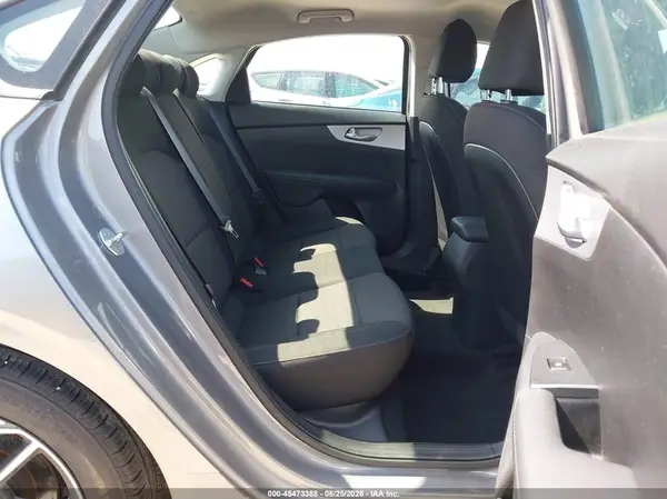 3KPF24AD5RE739205 2024 KIA FORTE - Image 8