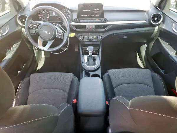 3KPF24AD5RE741830 2024 KIA FORTE - Image 8