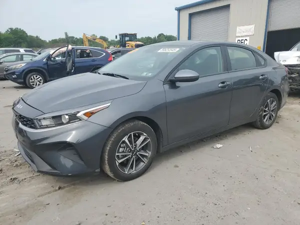 3KPF24AD5RE743058 2024 KIA FORTE - Image 1