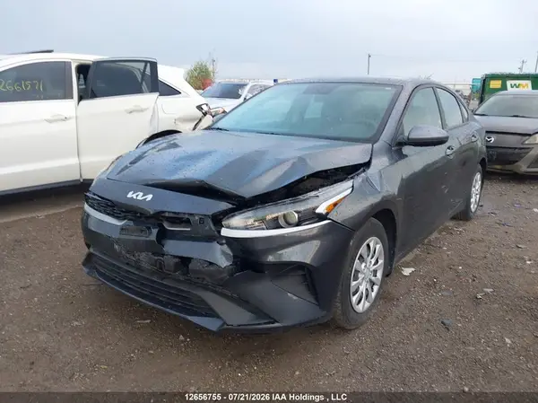 3KPF24AD5RE744775 2024 KIA FORTE - Image 2