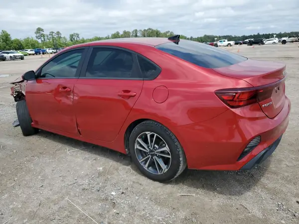 3KPF24AD5RE745117 2024 KIA FORTE - Image 2