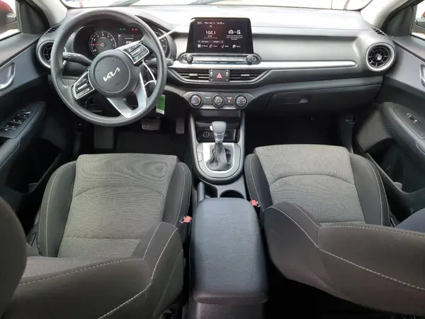 3KPF24AD5RE745117 2024 KIA FORTE - Image 8