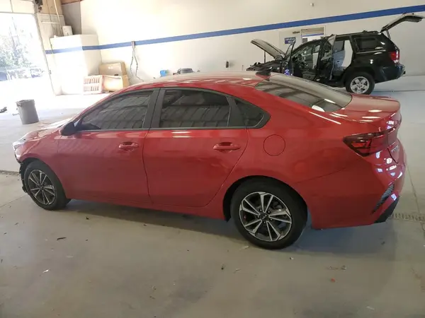 3KPF24AD5RE747952 2024 KIA FORTE - Image 2