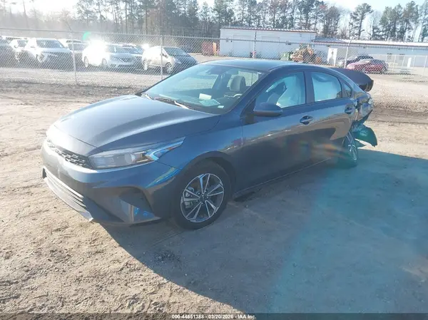 3KPF24AD5RE751208 2024 KIA FORTE - Image 2