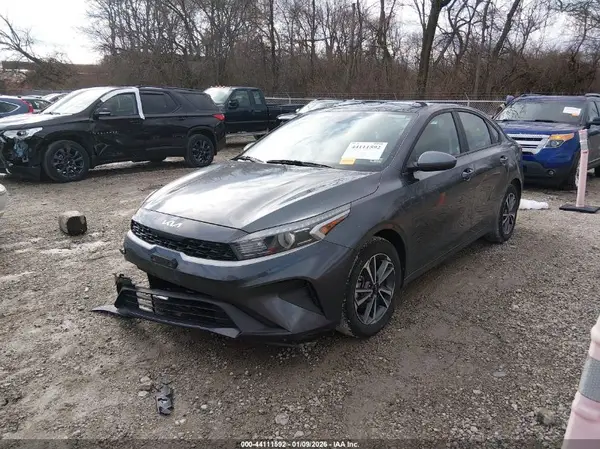 3KPF24AD5RE754867 2024 KIA FORTE - Image 2