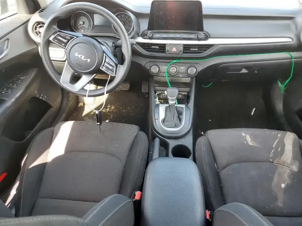 3KPF24AD5RE757431 2024 KIA FORTE - Image 8