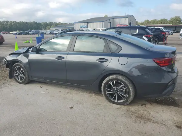 3KPF24AD5RE758160 2024 KIA FORTE - Image 2