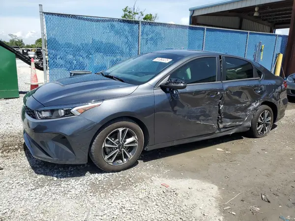 3KPF24AD5RE758952 2024 KIA FORTE - Image 1