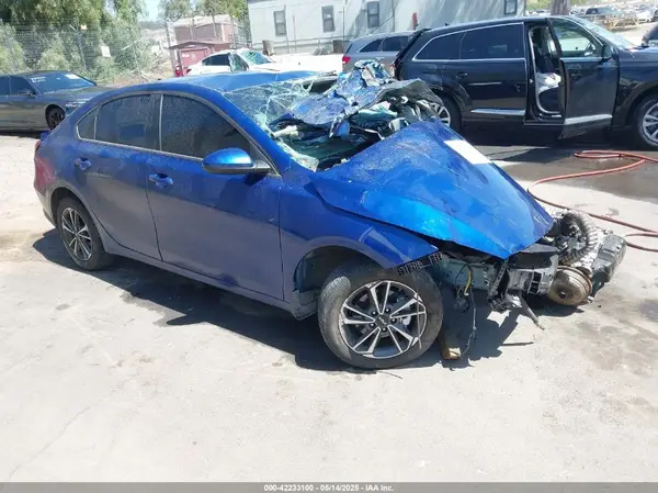 3KPF24AD5RE760720 2024 KIA FORTE - Image 1