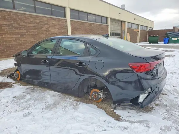 3KPF24AD5RE761544 2024 KIA FORTE - Image 2