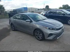 3KPF24AD5RE764024 2024 KIA FORTE