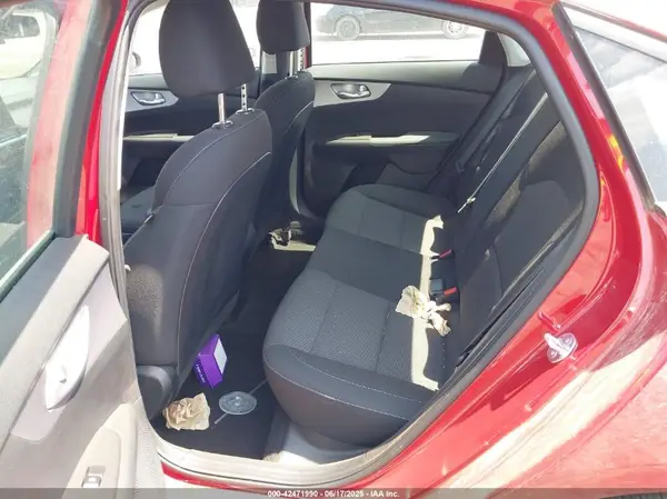 3KPF24AD5RE764072 2024 KIA FORTE - Image 8