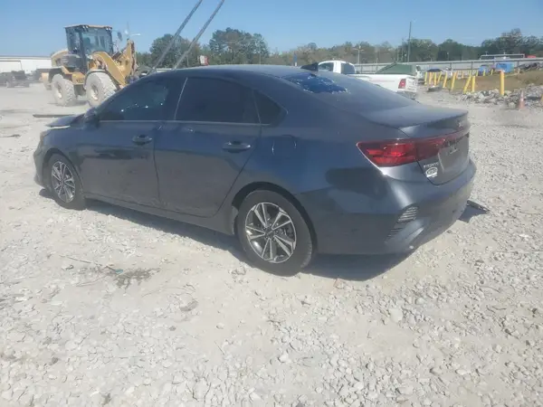 3KPF24AD5RE765478 2024 KIA FORTE - Image 2