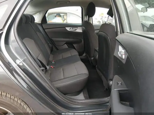 3KPF24AD5RE767134 2024 KIA FORTE - Image 8