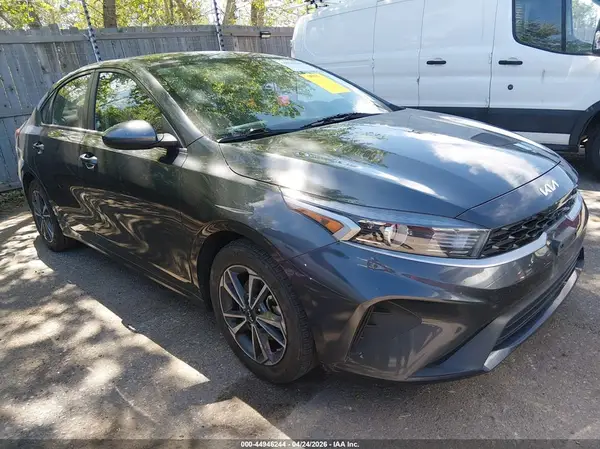 3KPF24AD5RE768073 2024 KIA FORTE - Image 1