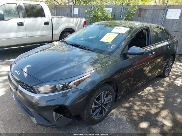3KPF24AD5RE768073 2024 KIA FORTE - Image 2