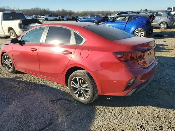 3KPF24AD5RE777467 2024 KIA FORTE - Image 2