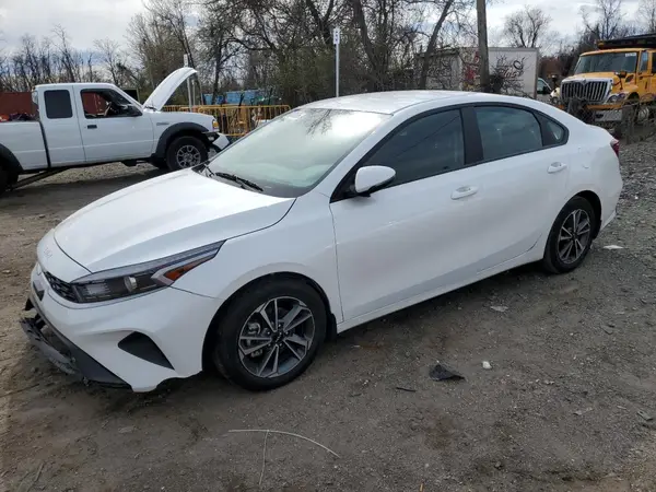 3KPF24AD5RE778506 2024 KIA FORTE - Image 1