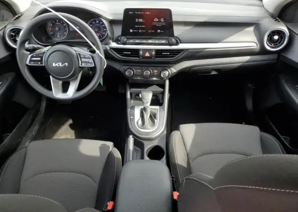 3KPF24AD5RE778506 2024 KIA FORTE - Image 8