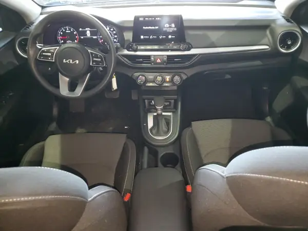 3KPF24AD5RE783446 2024 KIA FORTE - Image 8