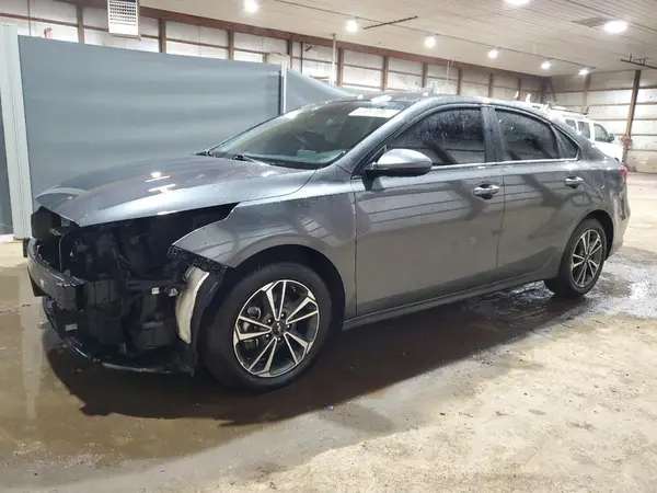 3KPF24AD5RE784211 2024 KIA FORTE - Image 1
