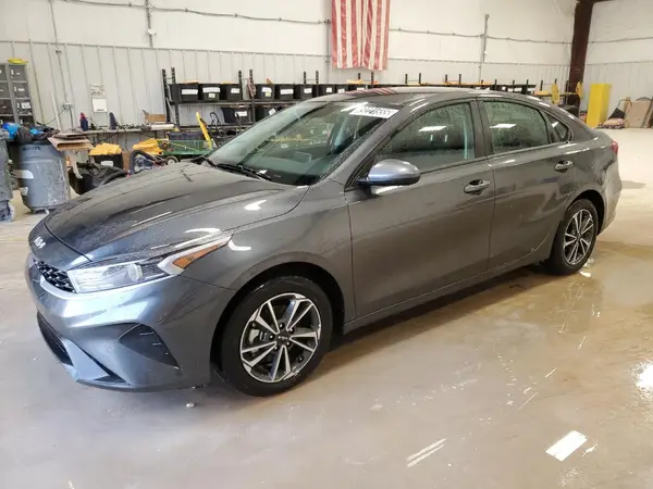 3KPF24AD5RE784466 2024 KIA FORTE - Image 1