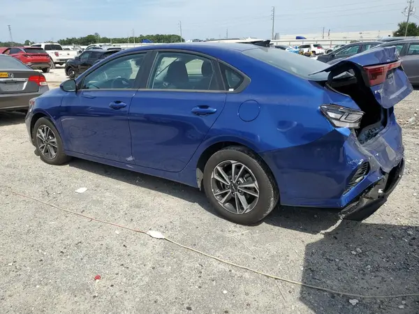 3KPF24AD5RE785164 2024 KIA FORTE - Image 2
