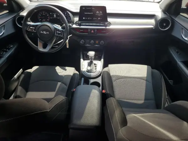 3KPF24AD5RE786234 2024 KIA FORTE - Image 8
