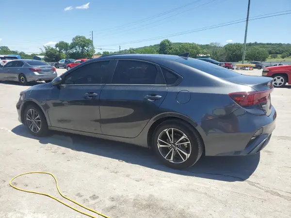 3KPF24AD5RE789313 2024 KIA FORTE - Image 2