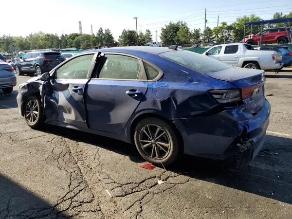3KPF24AD5RE795418 2024 KIA FORTE - Image 2
