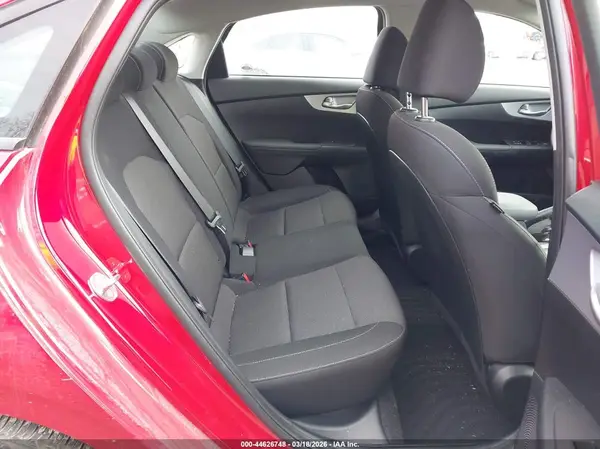 3KPF24AD5RE802206 2024 KIA FORTE - Image 8
