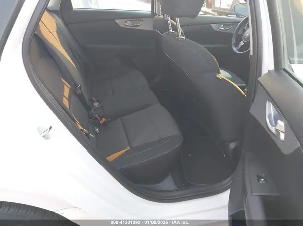 3KPF24AD5RE803047 2024 KIA FORTE - Image 8