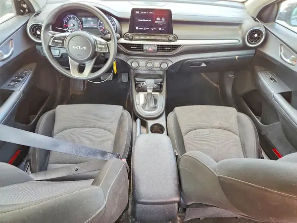 3KPF24AD5RE804280 2024 KIA FORTE - Image 8