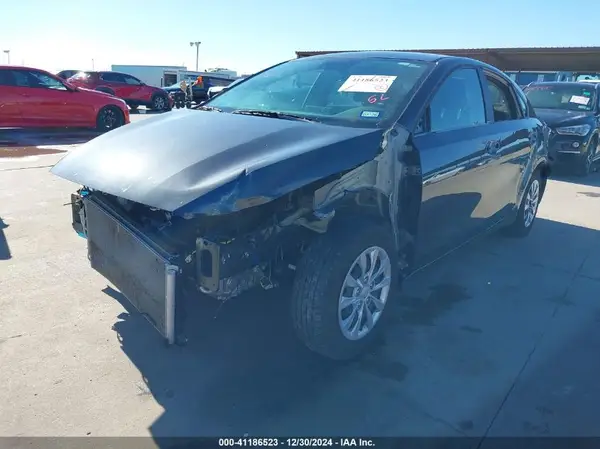 3KPF24AD5RE805512 2024 KIA FORTE - Image 2