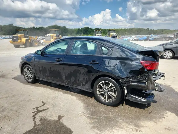 3KPF24AD5RE805543 2024 KIA FORTE - Image 2