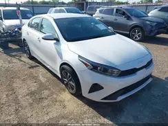 3KPF24AD5RE811326 2024 KIA FORTE