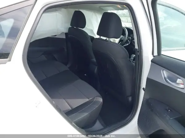 3KPF24AD5RE812444 2024 KIA FORTE - Image 8