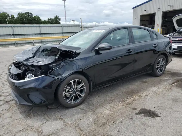 3KPF24AD5RE813013 2024 KIA FORTE - Image 1