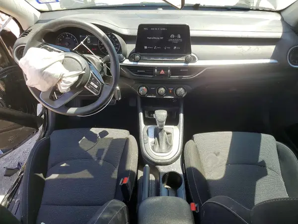 3KPF24AD5RE815005 2024 KIA FORTE - Image 8