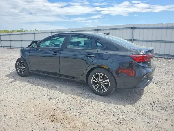3KPF24AD5RE817756 2024 KIA FORTE - Image 2
