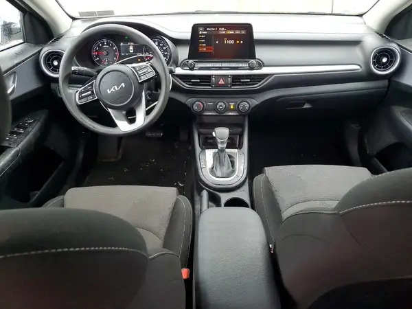 3KPF24AD5RE828126 2024 KIA FORTE - Image 8