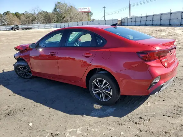3KPF24AD5RE828241 2024 KIA FORTE - Image 2
