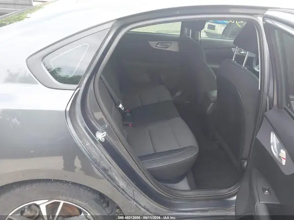 3KPF24AD5RE828501 2024 KIA FORTE - Image 8