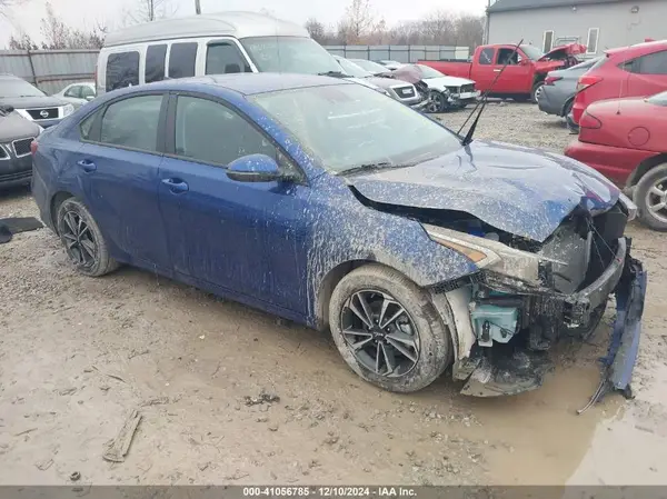 3KPF24AD5RE830815 2024 KIA FORTE - Image 1