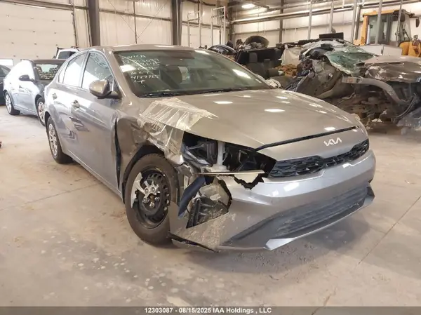 3KPF24AD5RE832645 2024 KIA FORTE - Image 1