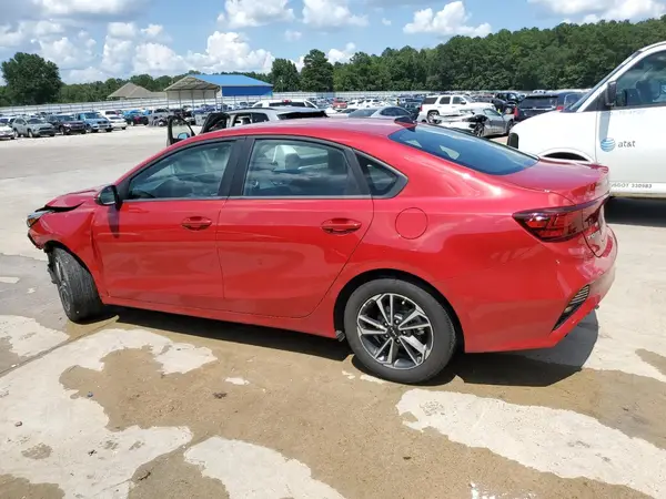 3KPF24AD5RE837229 2024 KIA FORTE - Image 2