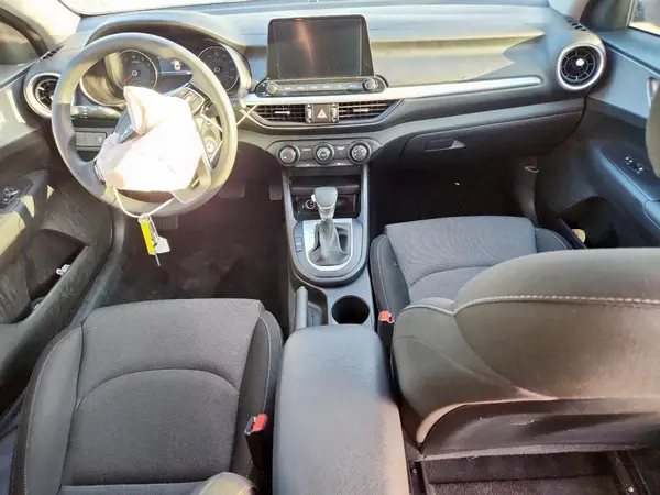 3KPF24AD5RE837795 2024 KIA FORTE - Image 8