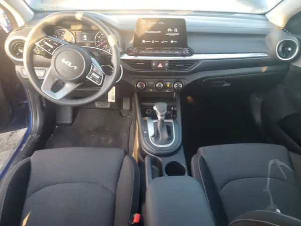 3KPF24AD5RE839868 2024 KIA FORTE - Image 8