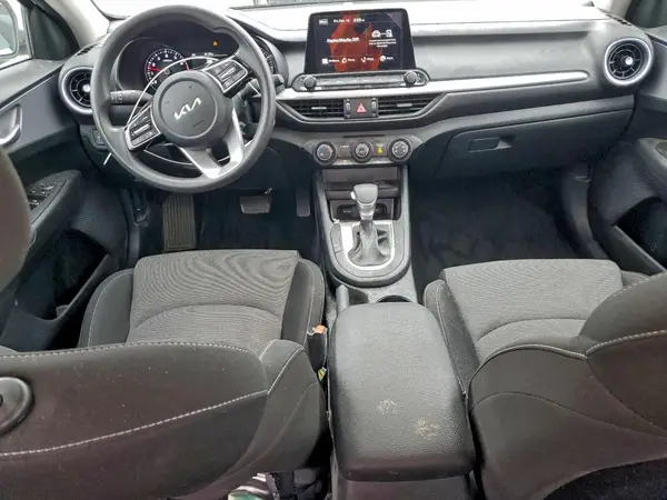 3KPF24AD5RE841345 2024 KIA FORTE - Image 8