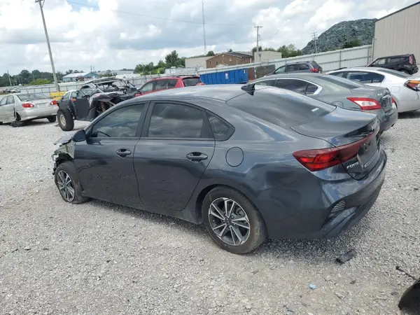 3KPF24AD5RE841362 2024 KIA FORTE - Image 2